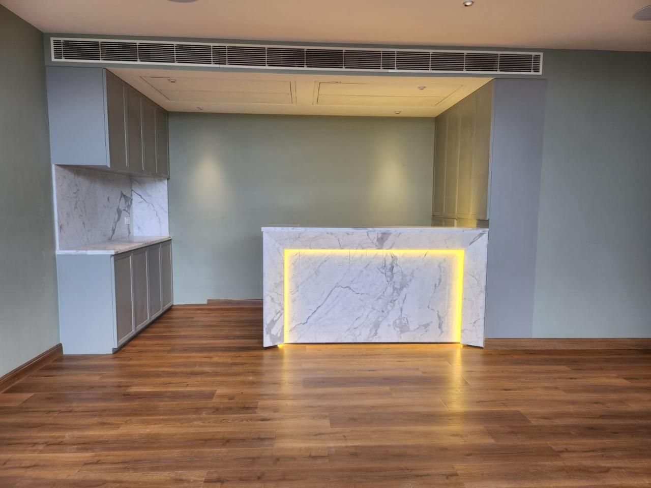 Mr. Asim Chauhan — Lounge Area
